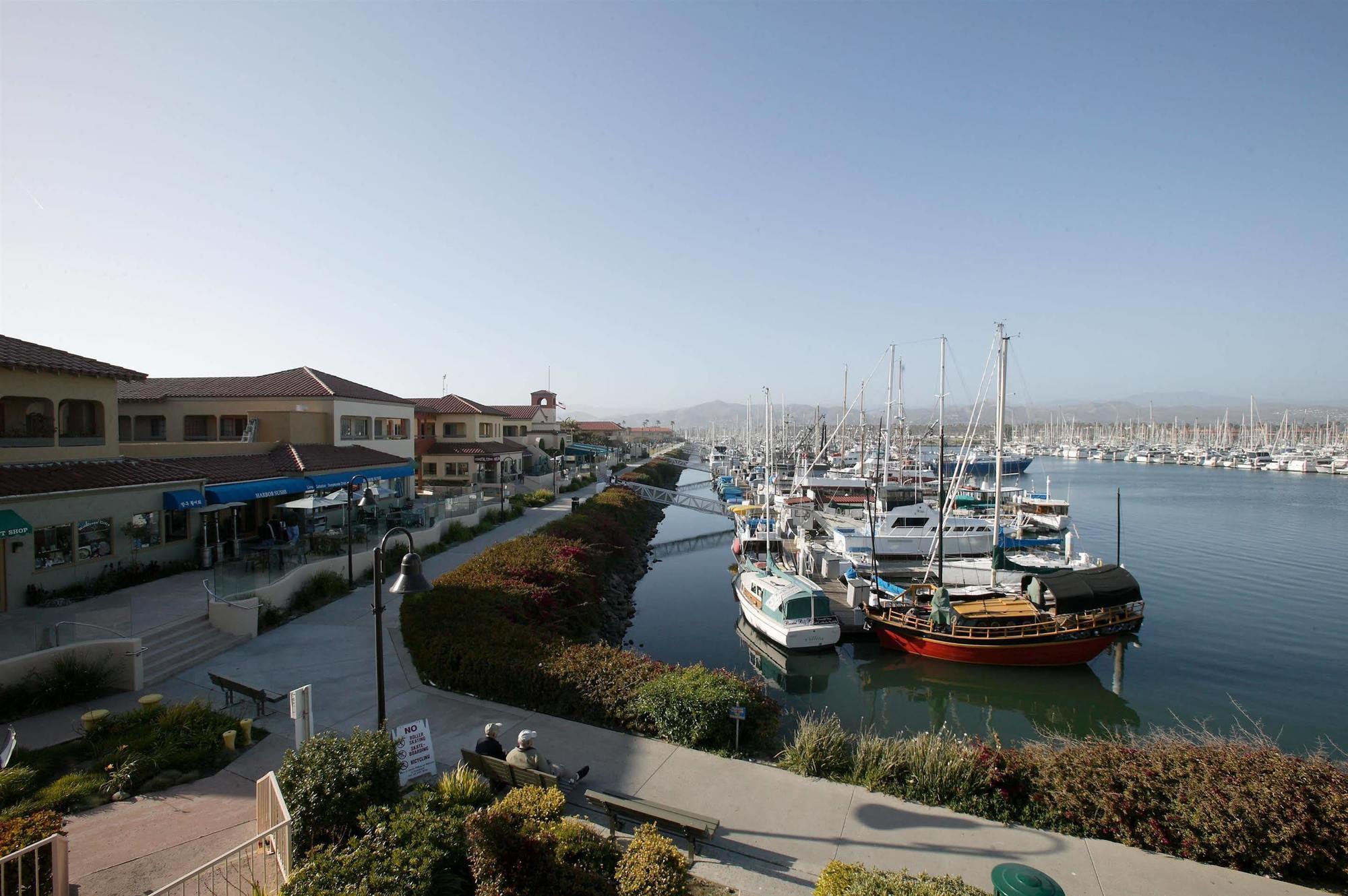 Four Points By Sheraton Ventura Harbor Resort Exterior photo